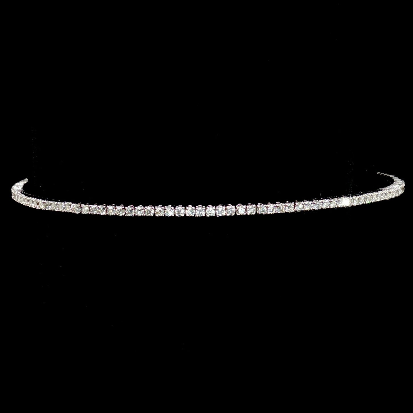 Natural 15 pt 360 Flexible Tennis Bangle