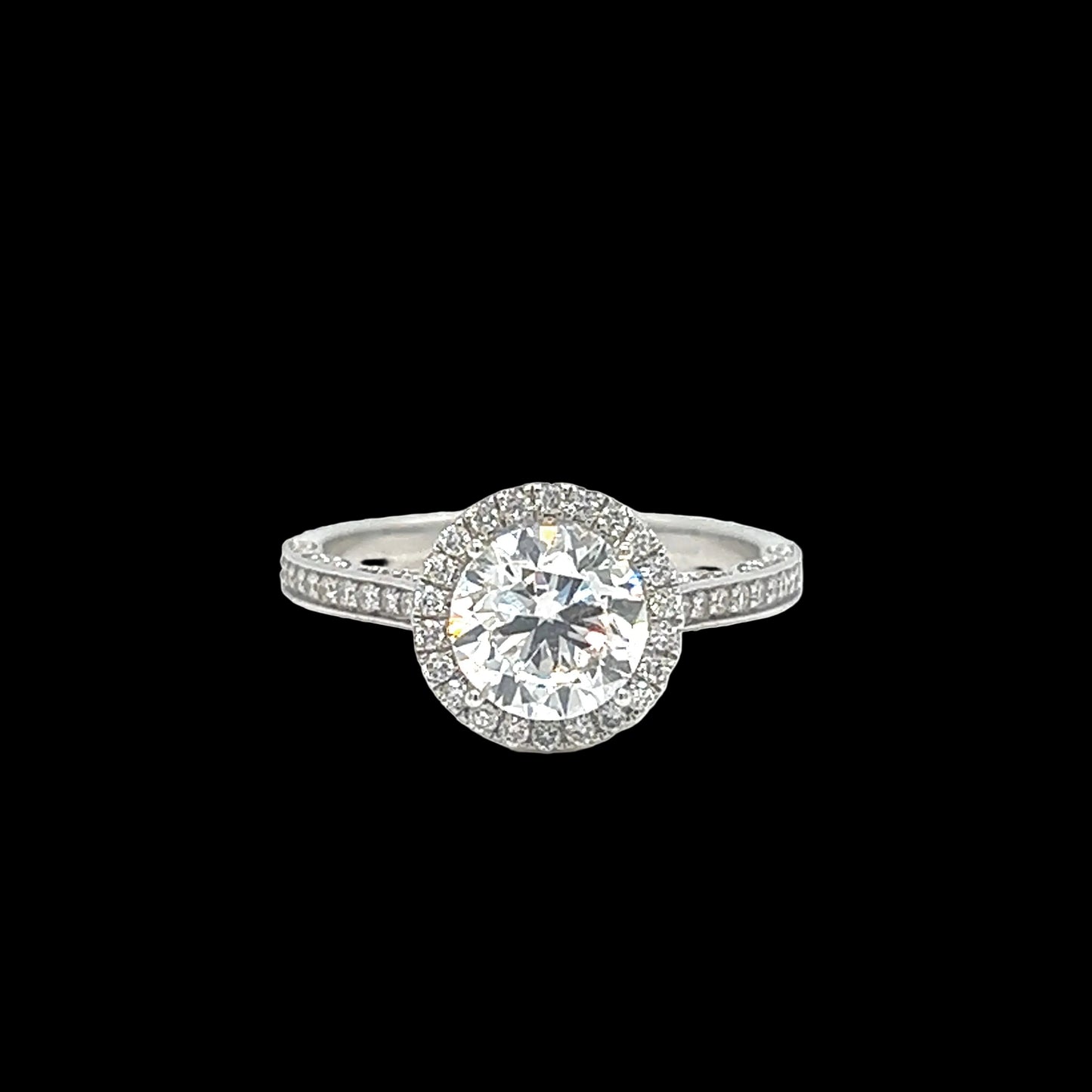 Round Brilliant Lab Diamond Halo Ring