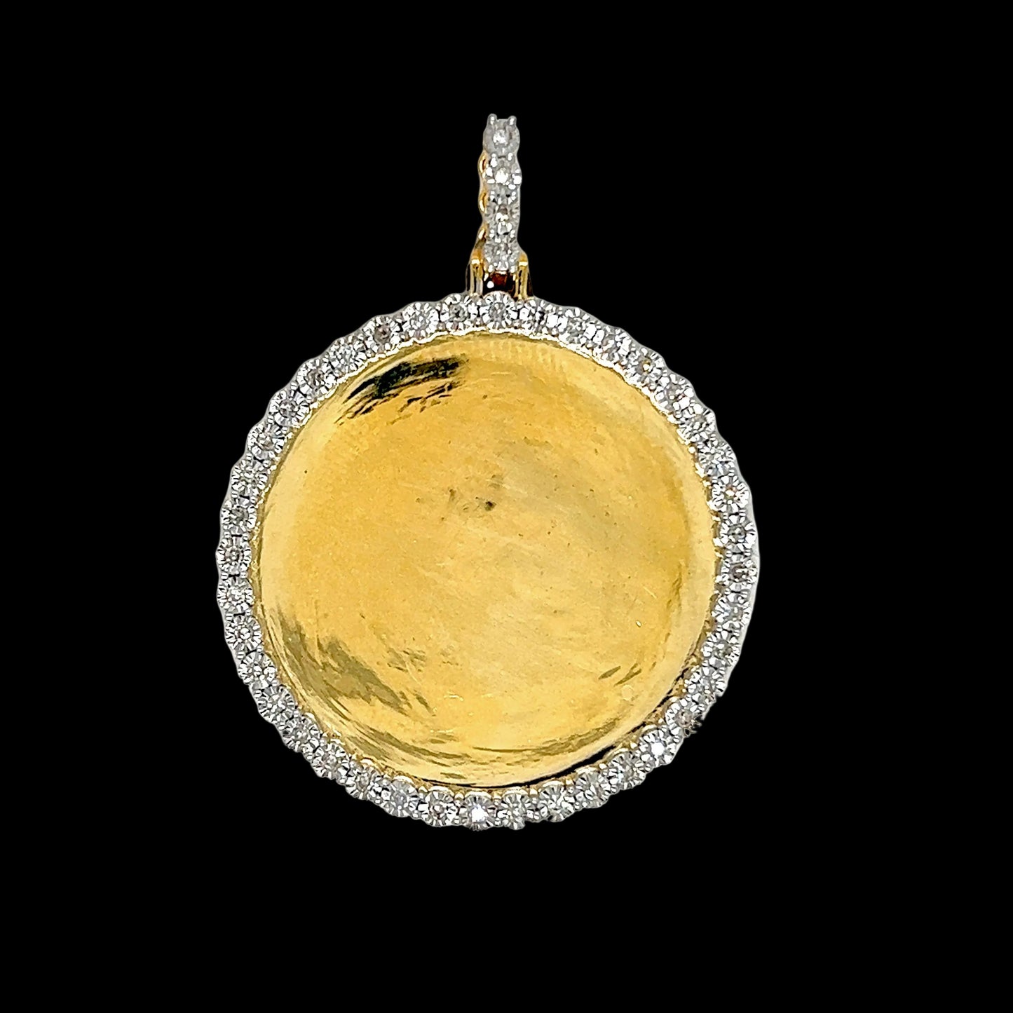 Single Row Diamond Circle Photo Pendant