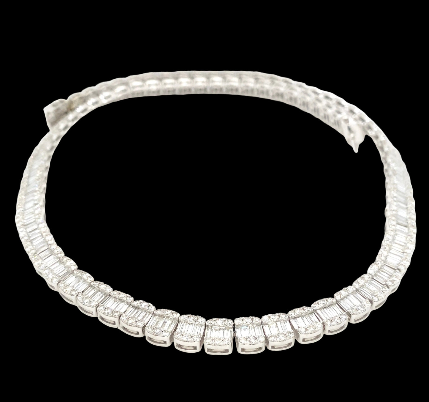 8MM 29.5 CT Baguette Tennis Chain