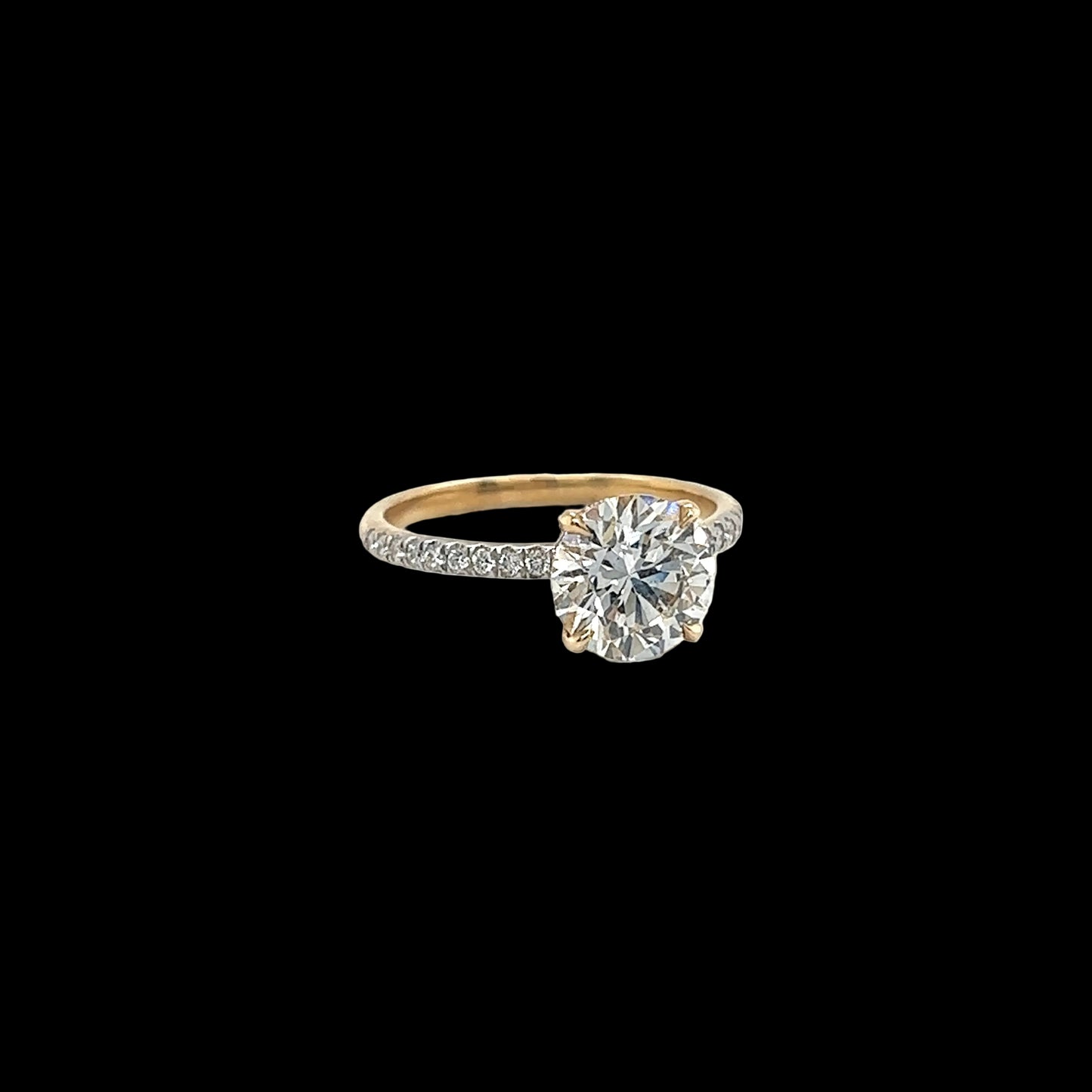 Round-Cut Lab Diamond Claw Prong Ring