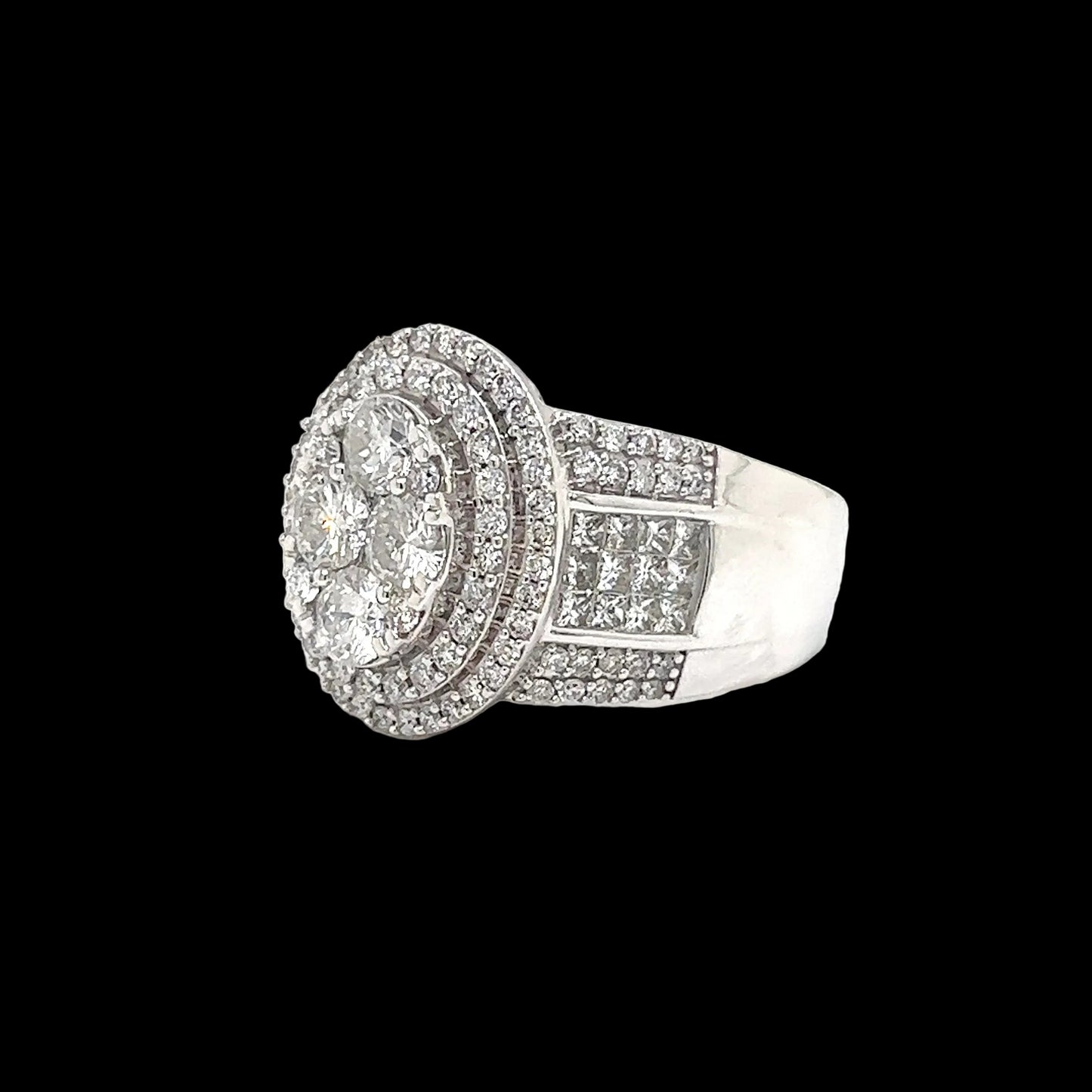Round Brilliant and Princess Cut Double Halo Ring