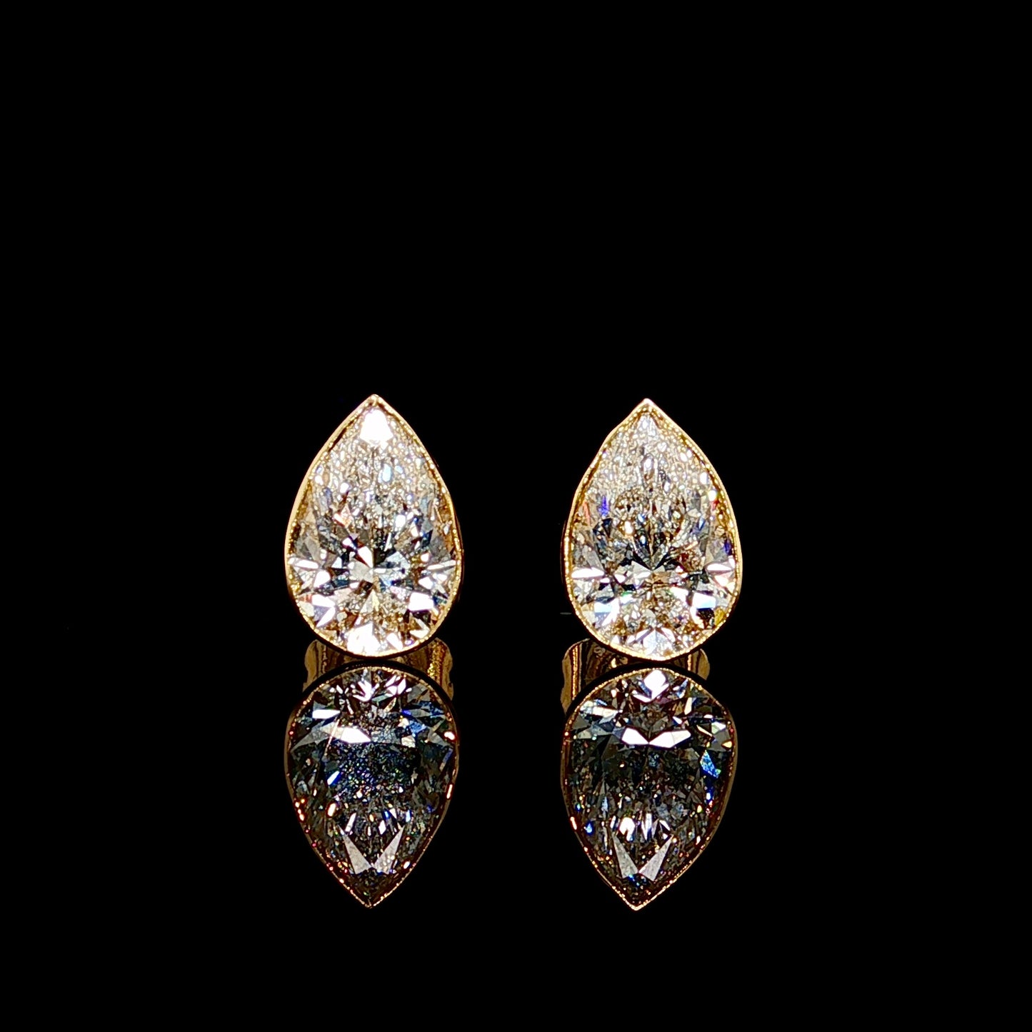 Lab Pear Diamond Bezel Set Studs 14K Gold