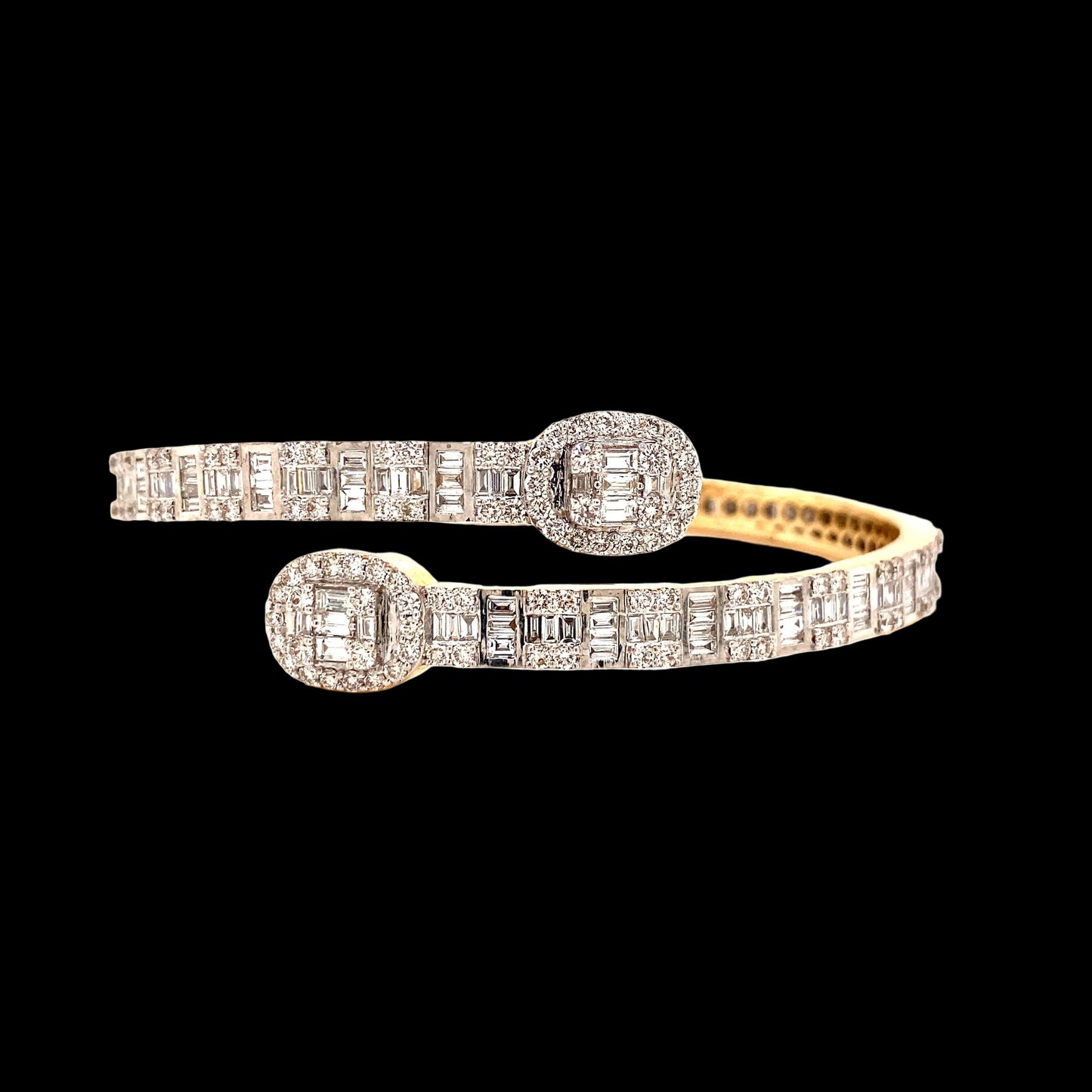 Rounded Baguette Diamond Bangle