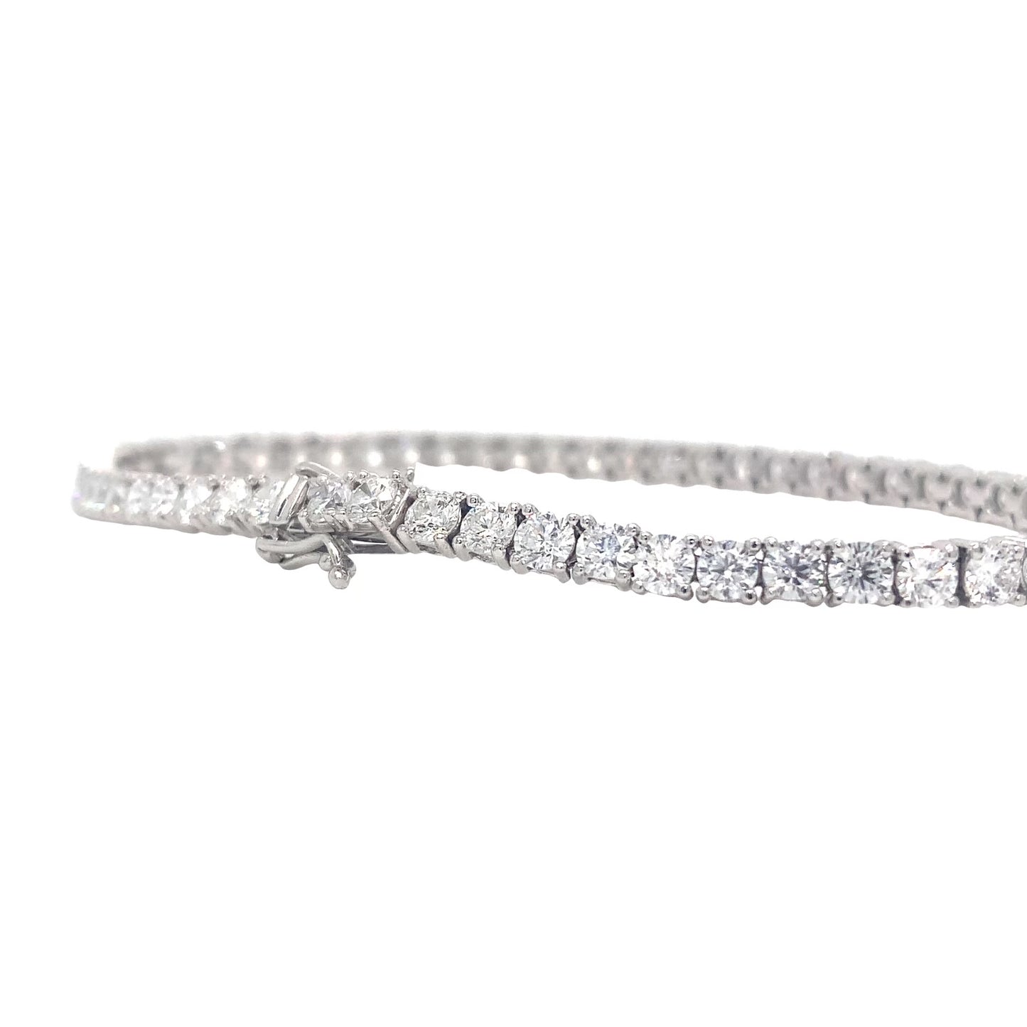 11 Pointer Lab Diamond Tennis Bracelet