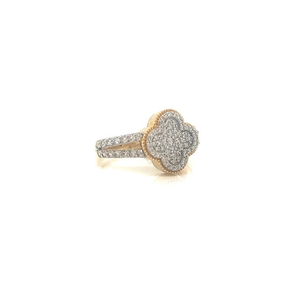 Soltaire Clover Diamond Ring