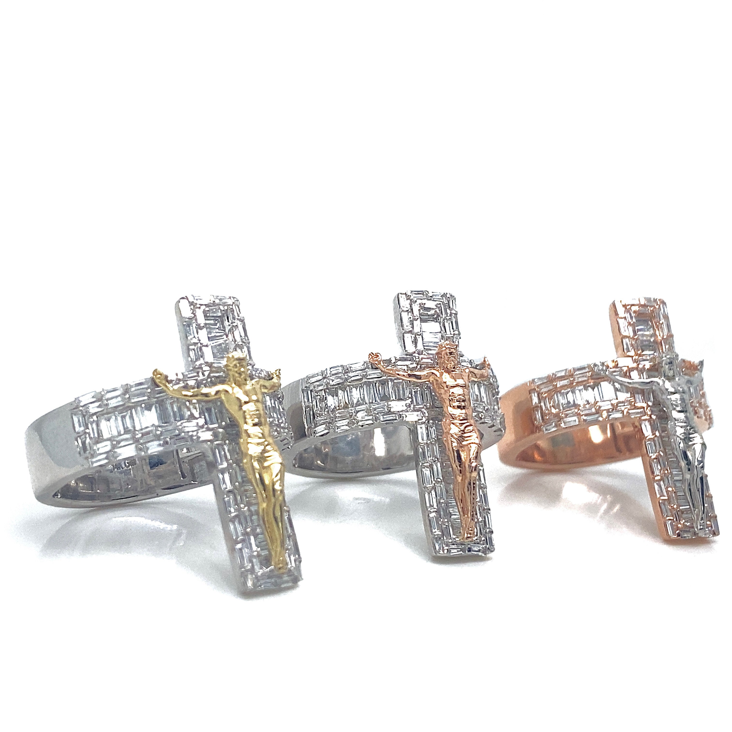 Ladies gold hot sale crucifix rings