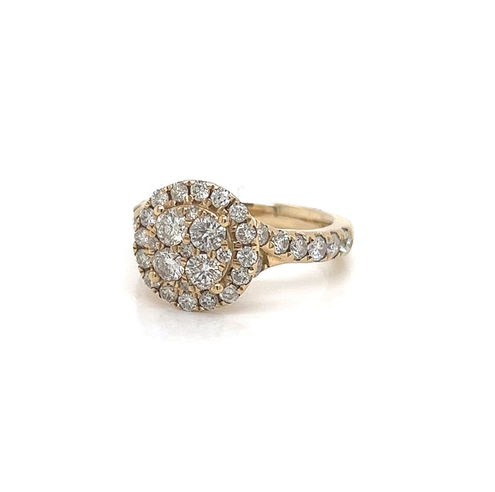 Round Halo Diamond Ring