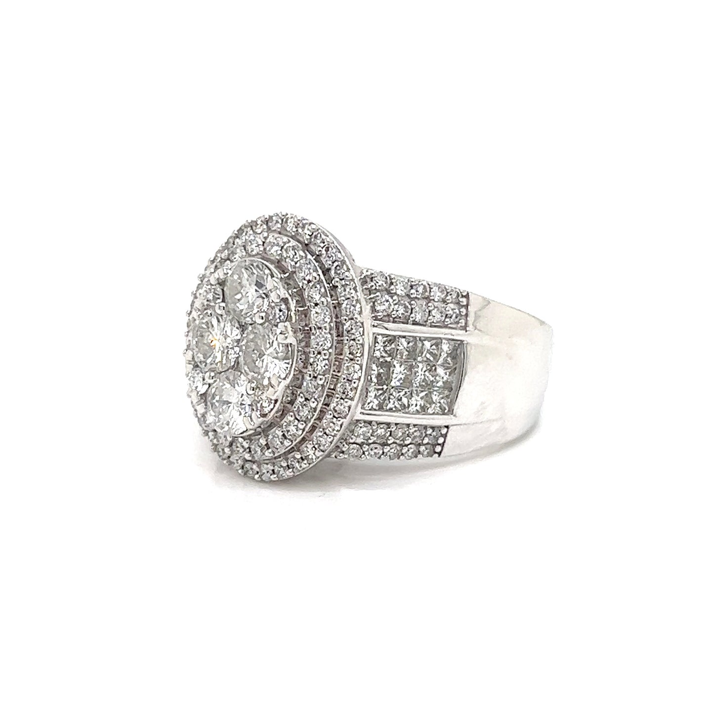 Round Brilliant and Princess Cut Double Halo Ring