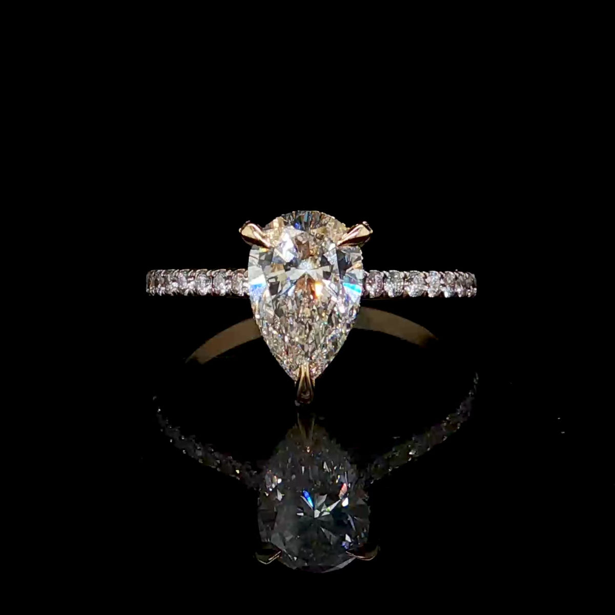 2CT Pear Cut Diamond Engagement Ring with Pavé Band