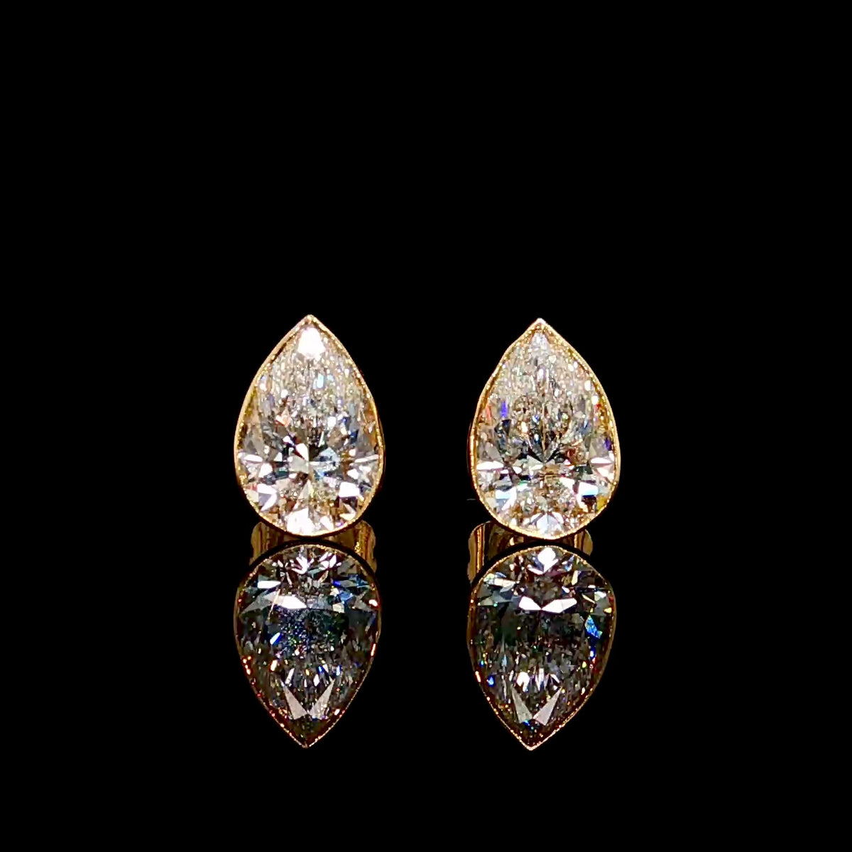 Lab Pear Diamond Bezel Set Studs 14K Gold