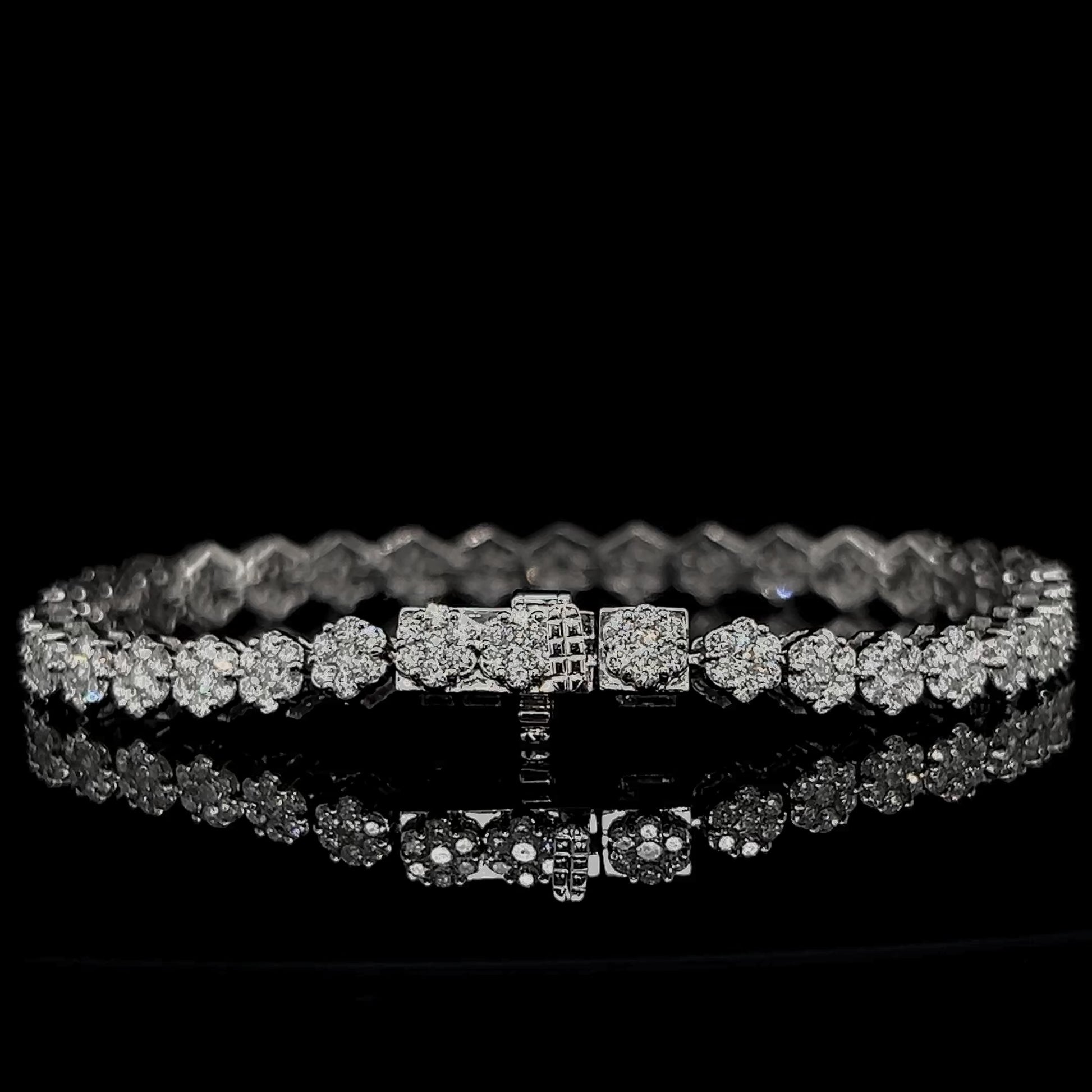 VVS Flower Set Tennis Bracelet