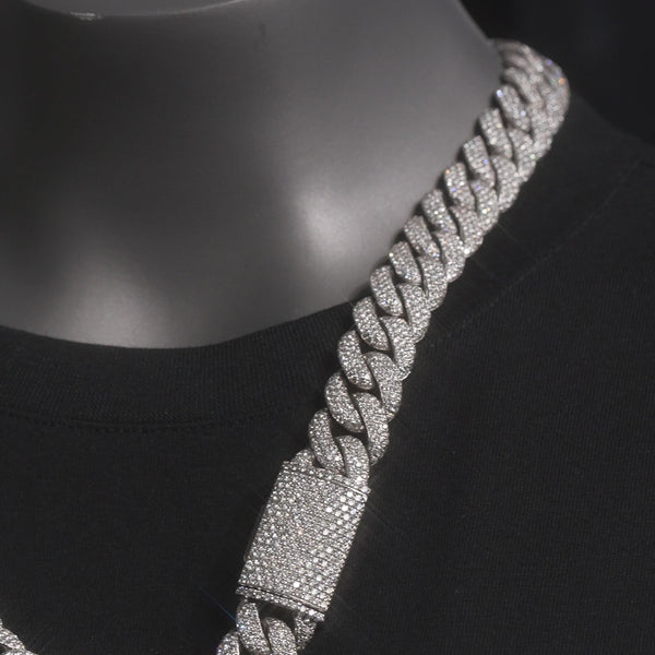 Pavé Diamond Miami Cuban Link