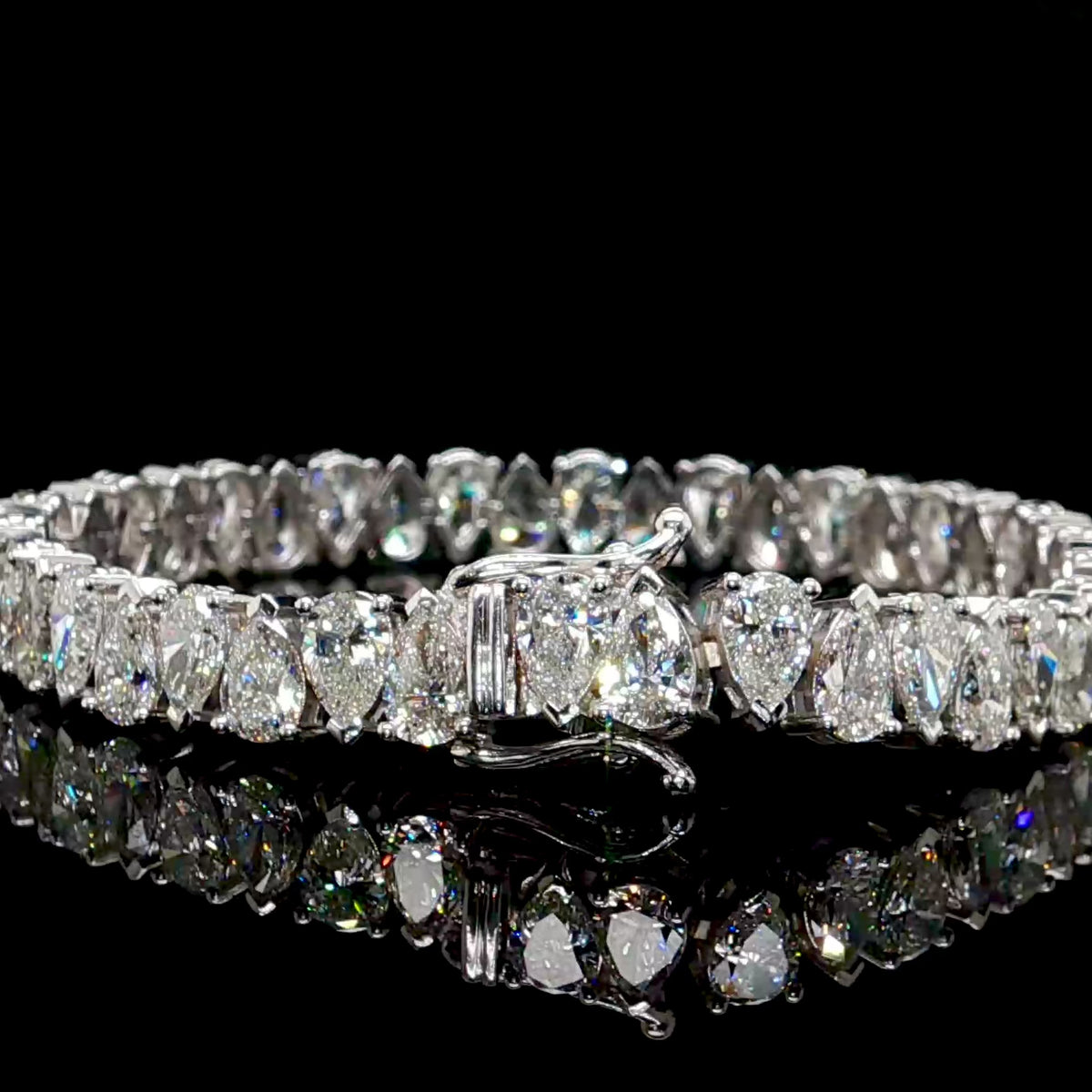 Alternating Pear Cut Lab Diamond Tennis Bracelet