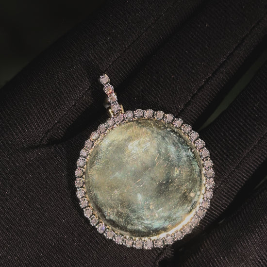 Single Row Diamond Circle Photo Pendant