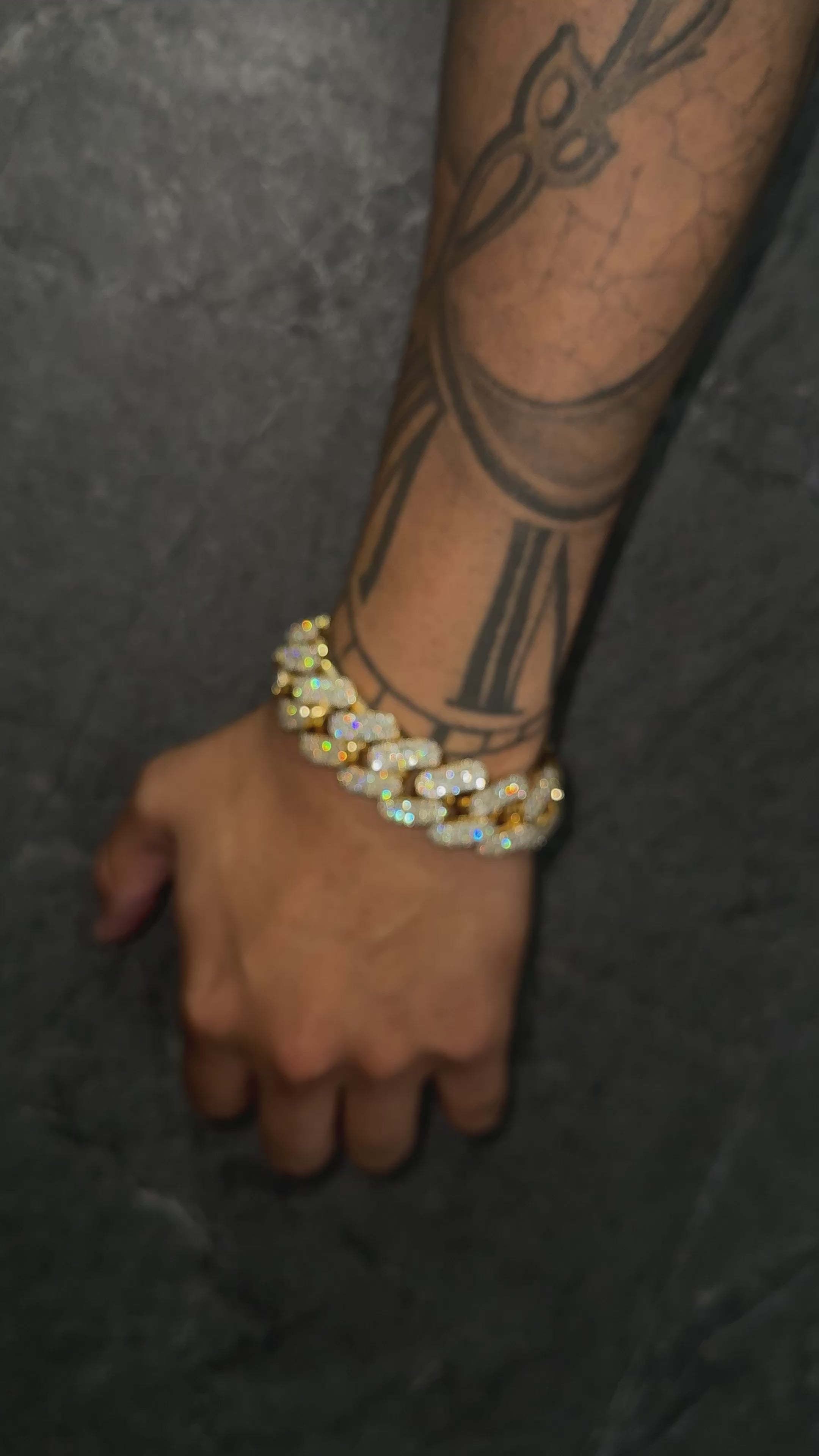 La Fortezza 22MM Diamond Cuban Bracelet