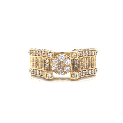 Circular Tower Diamond Ring