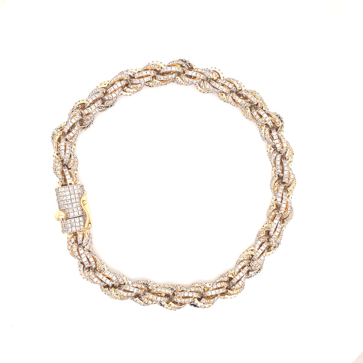 Featuring an all encompassing diamond designed lock, this rope bracelet is secured with pressure clasps. 