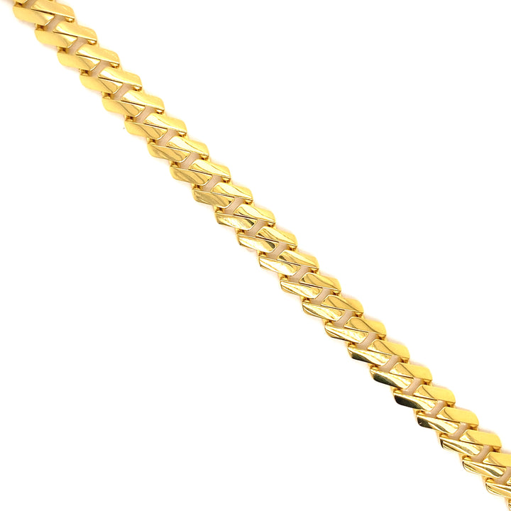 This gold anklet is made in semi-solid 14k gold and is 7.5 millimeters. 